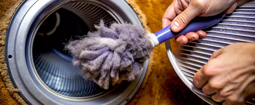 Signs Of A Clogged Dryer Lint Trap in Sept Iles, Quebec